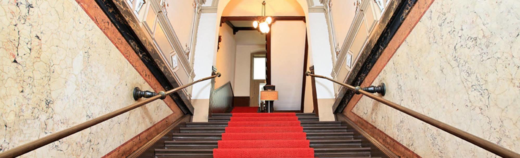 Hotel-Pension Cortina Берлин Екстериор снимка